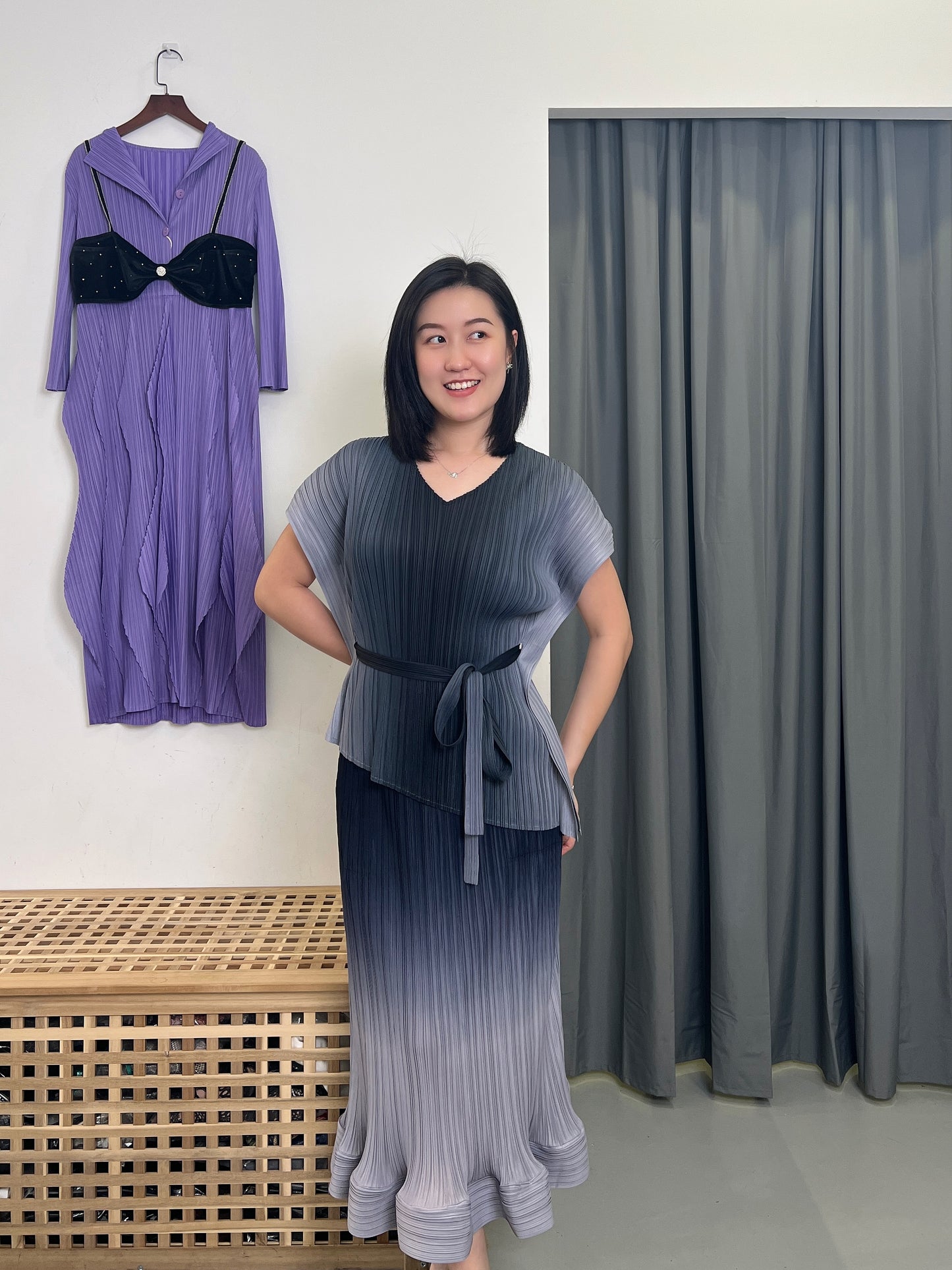 Pleated Faded Wiggle Blouse