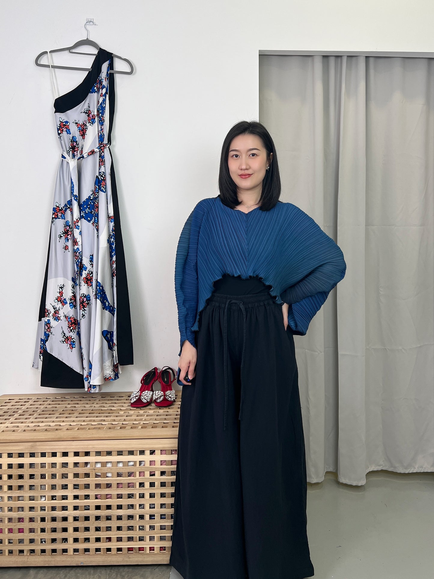Pleated Design Cape