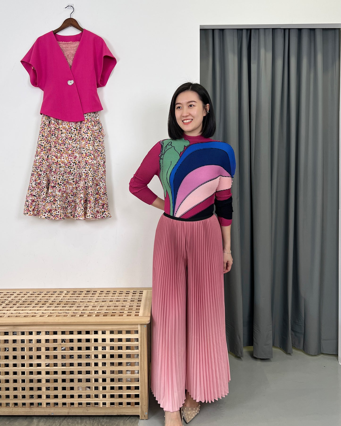 Pleated Faded Pants