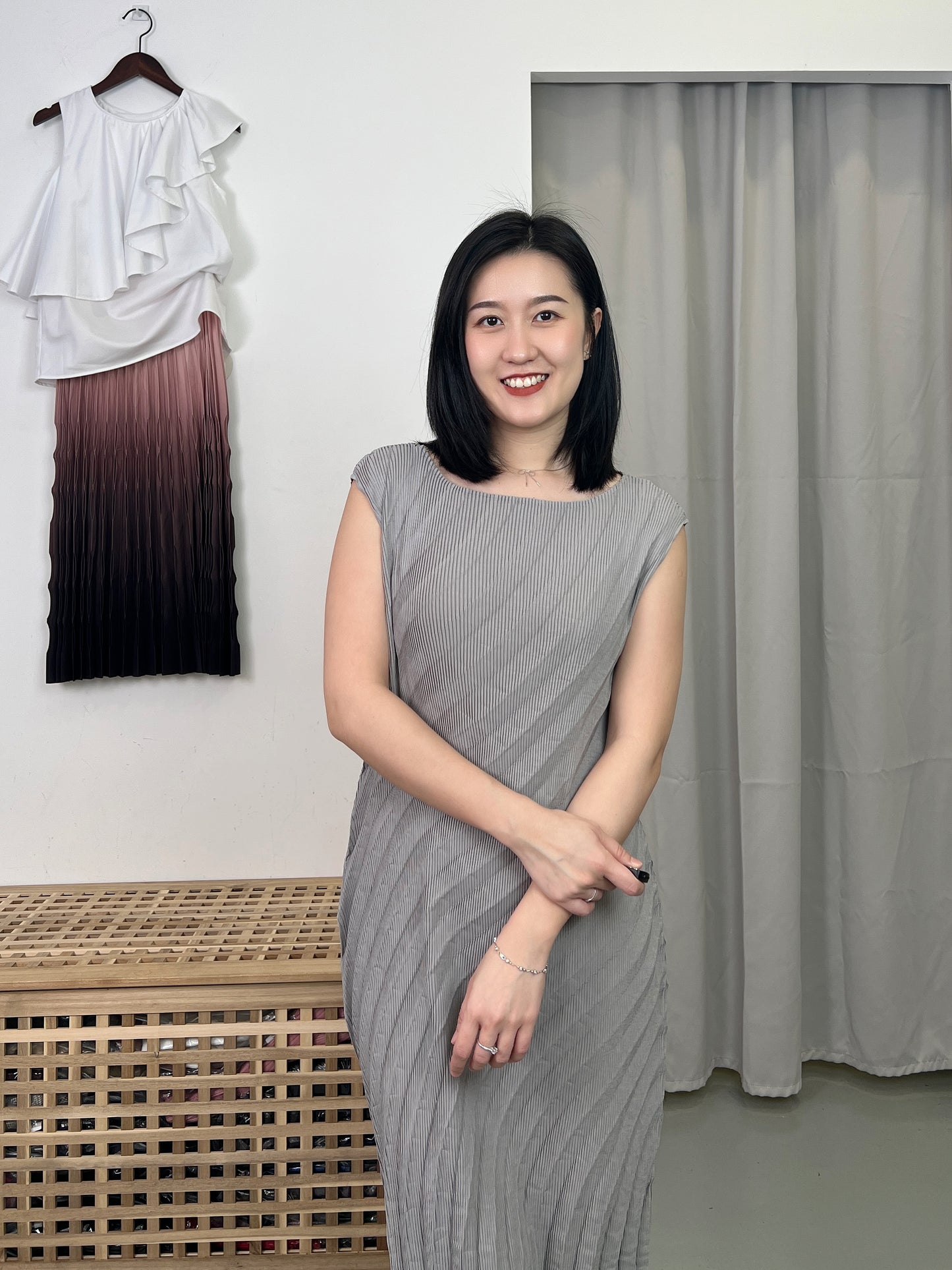 Pleated Wheel Elegance Dress