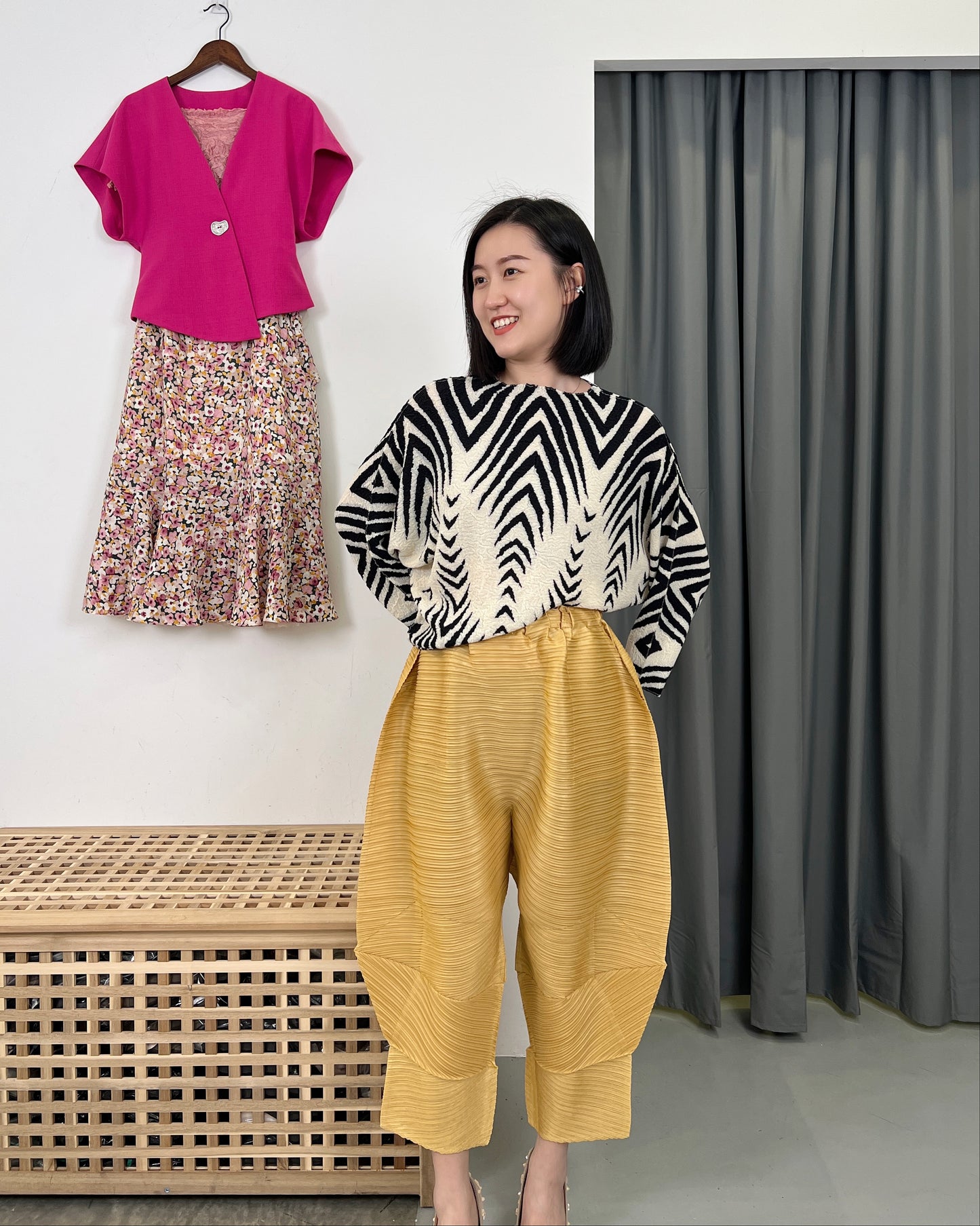 Pleated Unique Design Pants