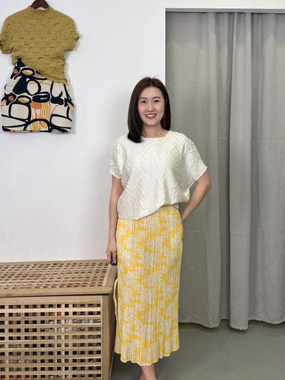 Pleated Floral Chinese Knot Skirt