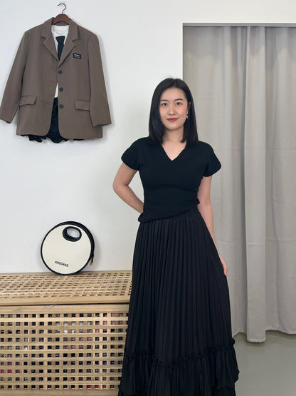 Pleated Long Skirt