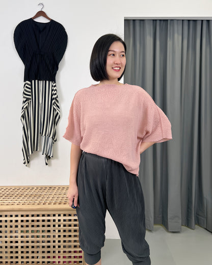 Pleated Spongy Blouse