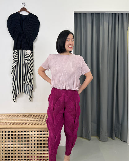 Pleated 3D Pants