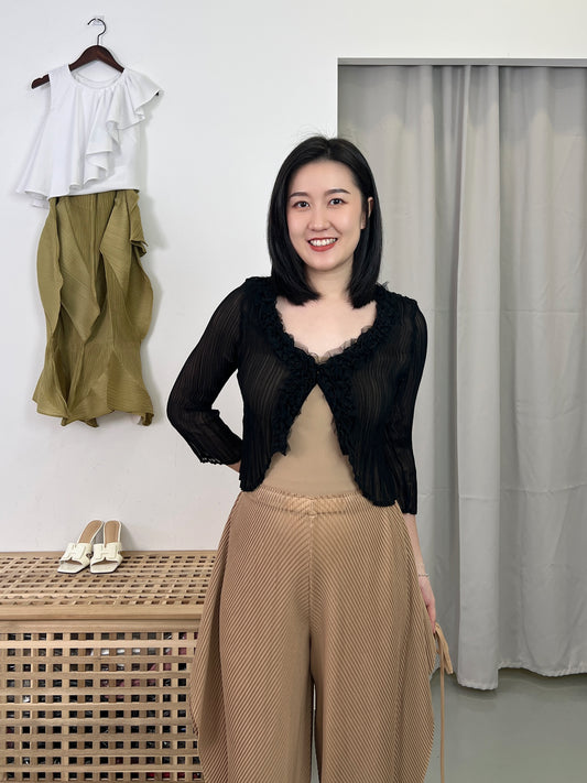 Pleated Design Pants