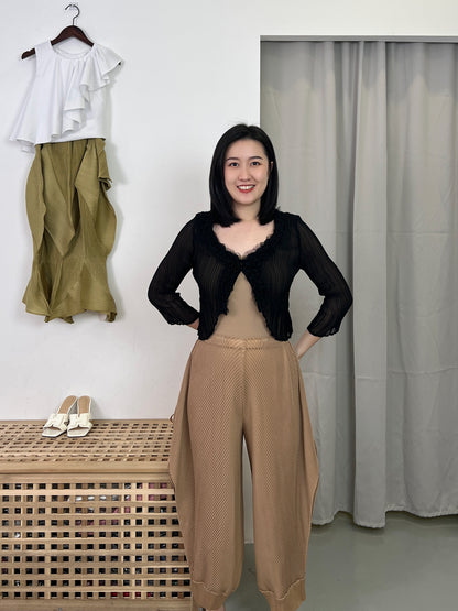Pleated Design Pants