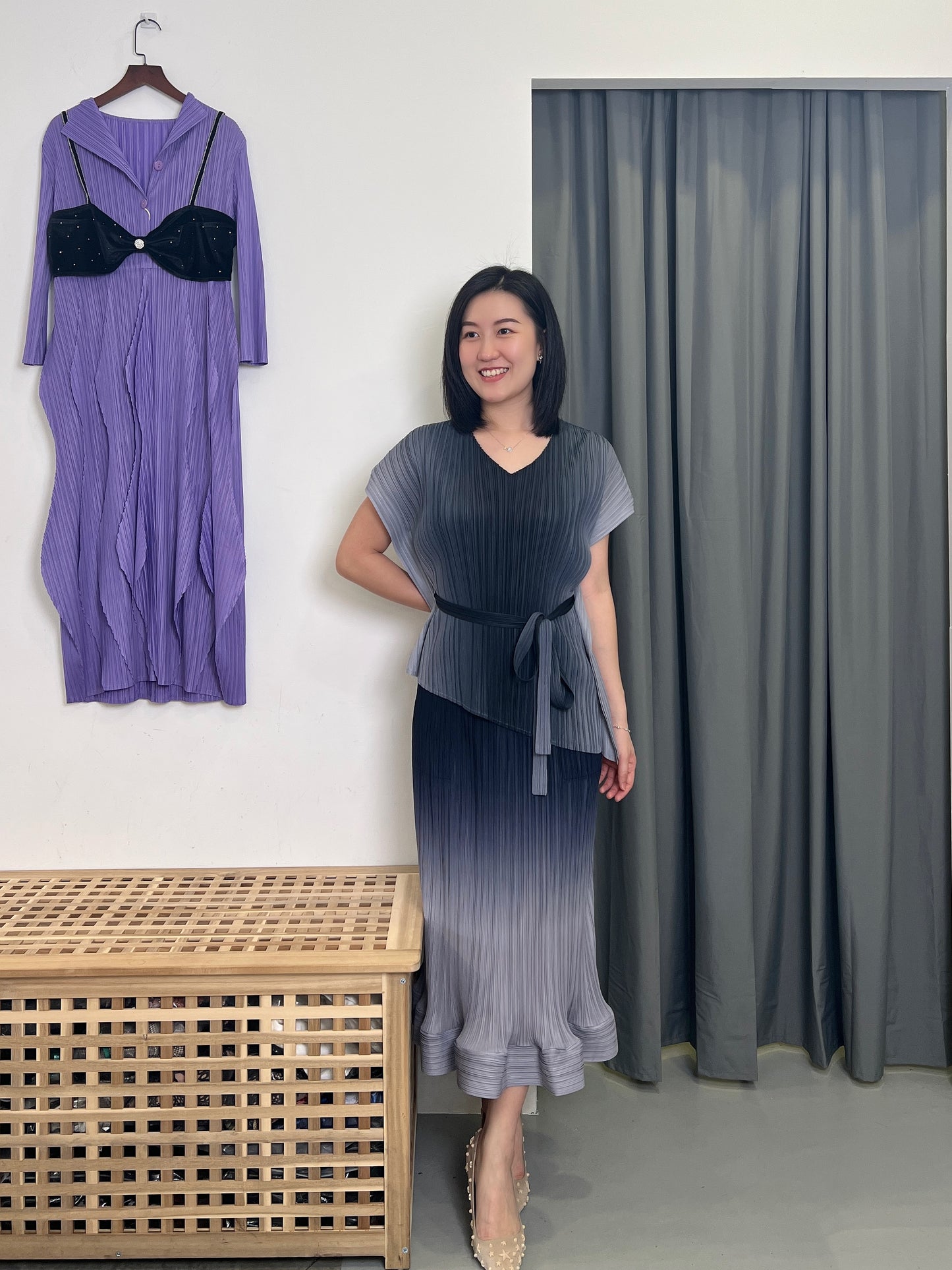 Pleated Faded Wiggle Blouse
