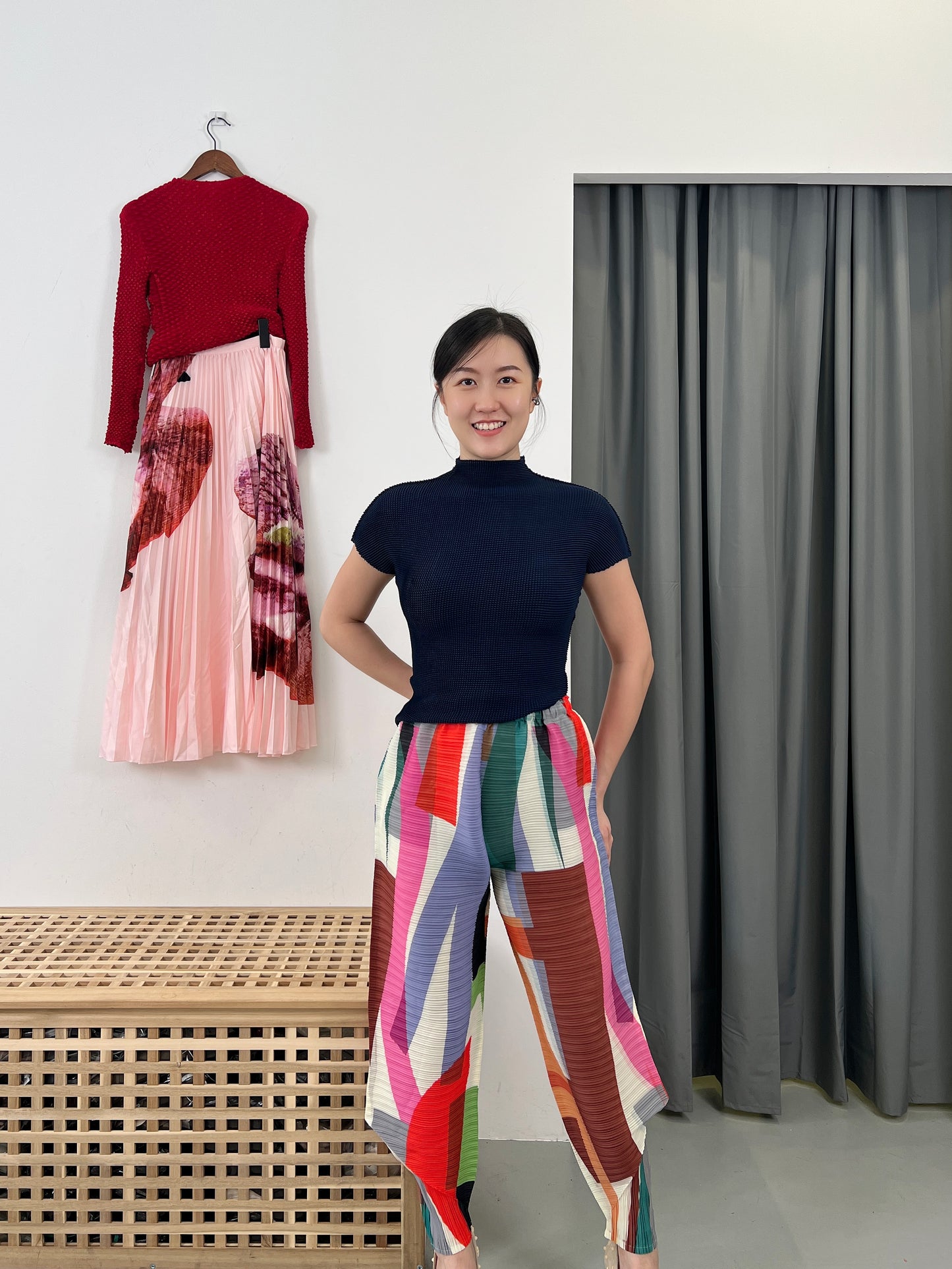 Pleated Drumstick Pants