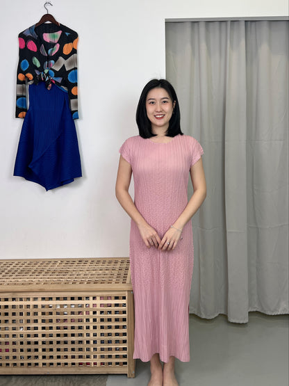 Pleated Simple 3D Dress