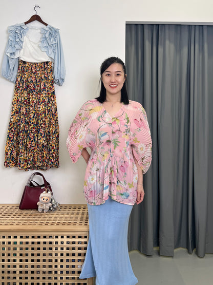 Pleated Sweet Floral Blouse