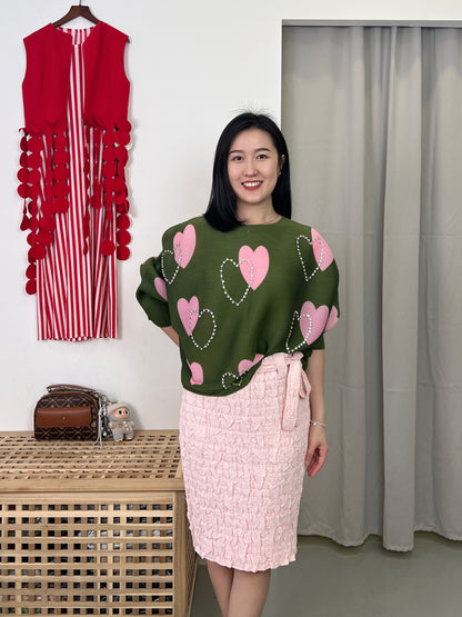 Pleated Diamond Heart DD Blouse