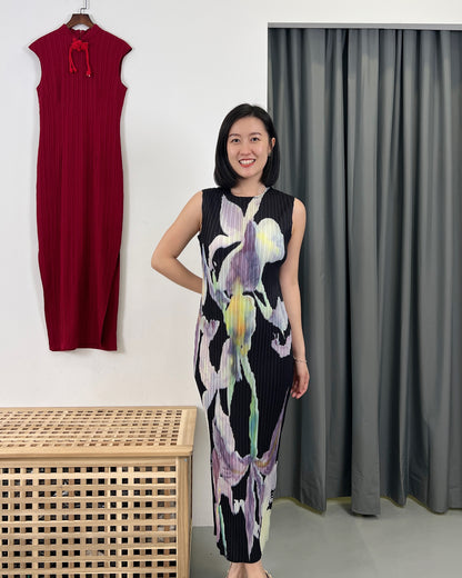 Pleated Grace Floral Dress