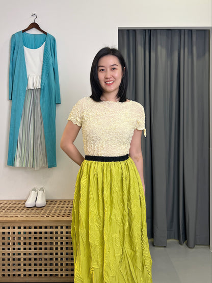 Pleated BabyGirl Top w Round neck
