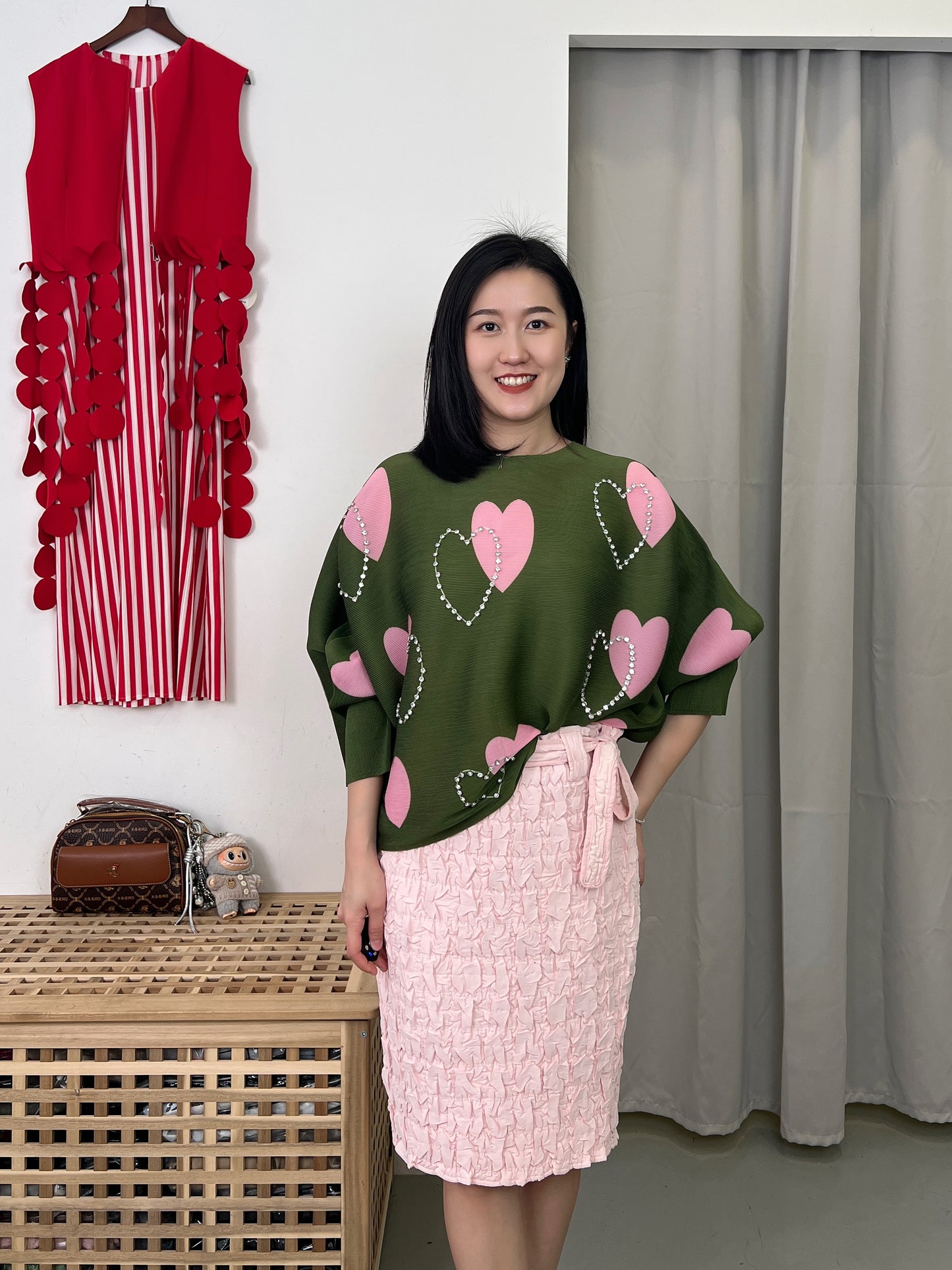 Pleated Diamond Heart DD Blouse
