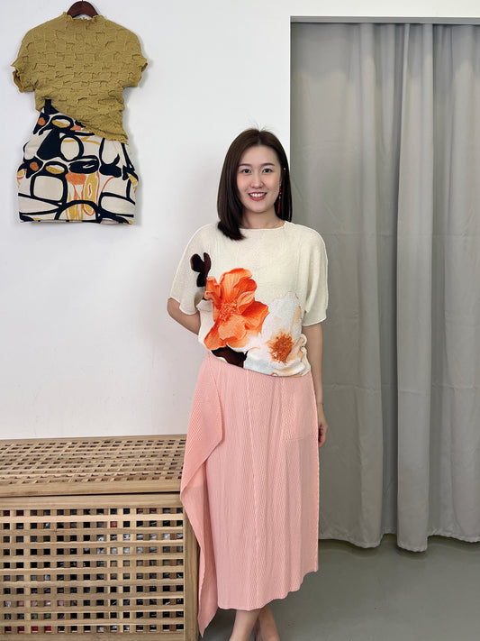 Pleated Spongy Floral Top