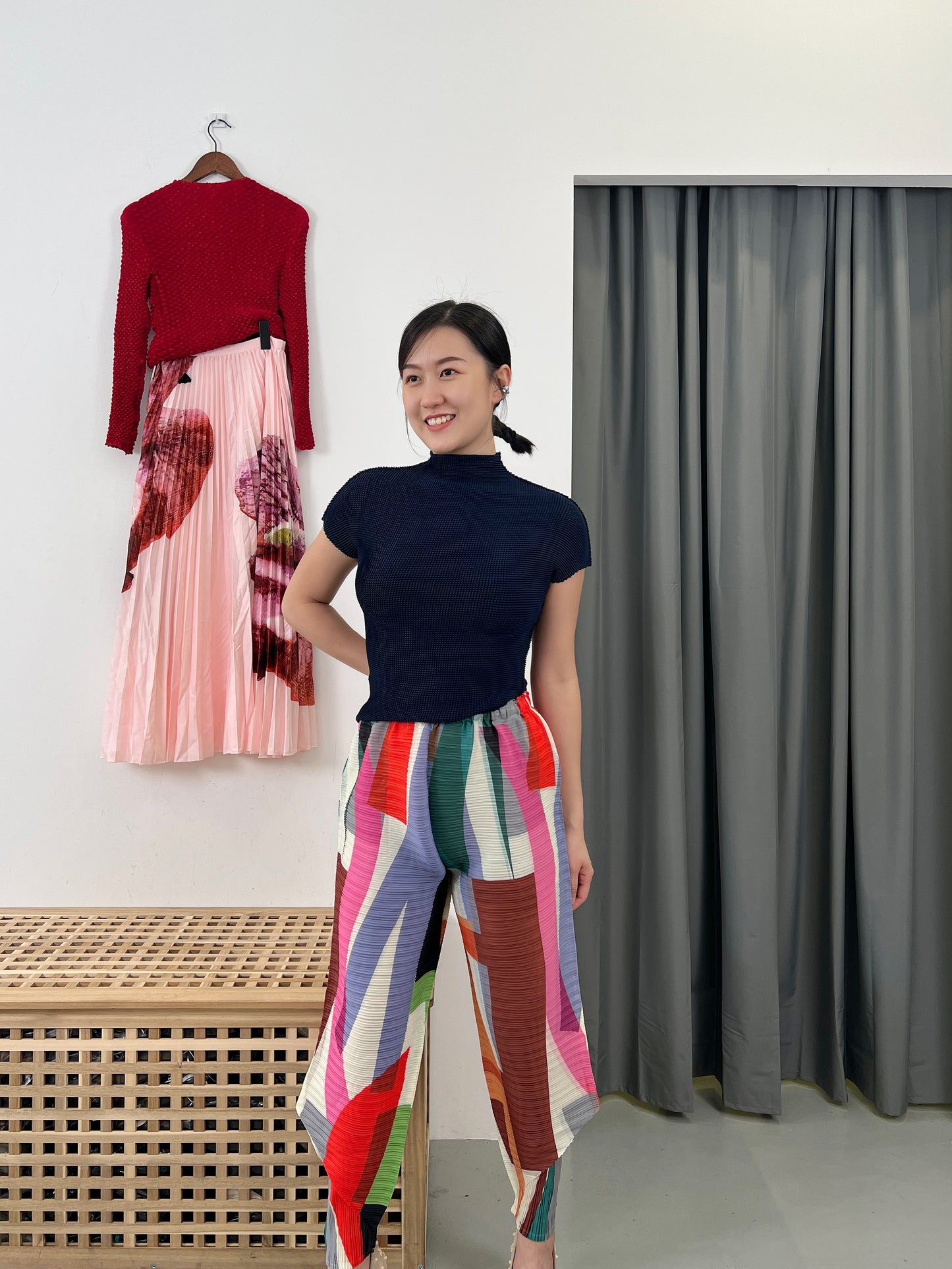 Pleated Drumstick Pants