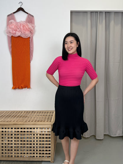 Pleated Wiggle Short Skirt