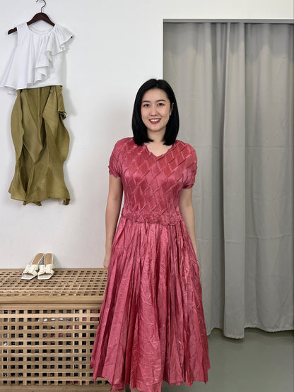 Pleated Slim Design Dress